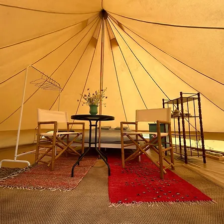 Tente de luxe Maennituka Glamping By Aehijaerv